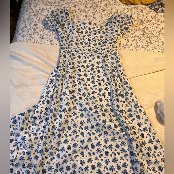 Shein Dress - Picture 3 of 5